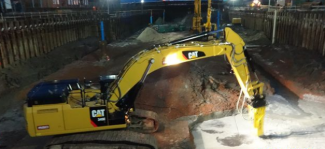 Přídavná zařízení Hydraulická bourací kladiva Hydra Ram FX-10