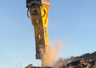 Přídavná zařízení Hydraulická bourací kladiva Epiroc HB 10000 DP
