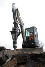 Přídavná zařízení Hydraulická bourací kladiva Bobcat HB580