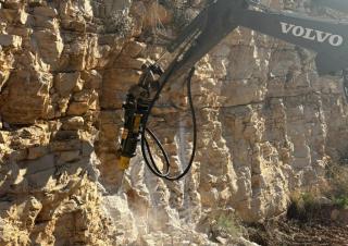 Příslušenství Hydraulická bourací kladiva OSA Demolition Equipment MB 10