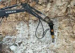 Příslušenství Hydraulická bourací kladiva OSA Demolition Equipment MB 15