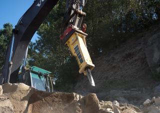 Přídavná zařízení Hydraulická bourací kladiva Epiroc MB 1650
