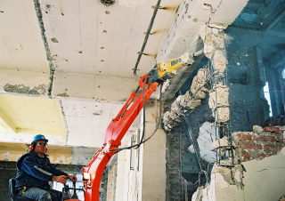 Přídavná zařízení Hydraulická bourací kladiva Epiroc SB 52