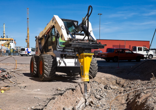 Přídavná zařízení Hydraulická bourací kladiva Epiroc SBU 340