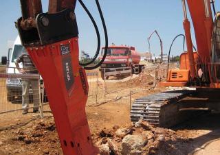 Přídavná zařízení Hydraulická bourací kladiva Promove xP 1200