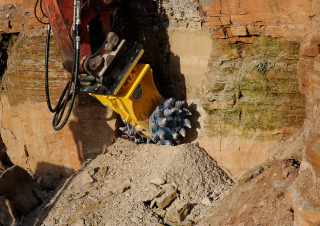 Přídavná zařízení Hydraulické frézy Epiroc ER 1500x