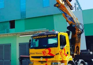Hydraulické nakládací jeřáby Effer 1050 6S