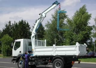 Hydraulické nakládací jeřáby Cormach 12000 E2