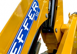 Hydraulické nakládací jeřáby Effer 125 2S