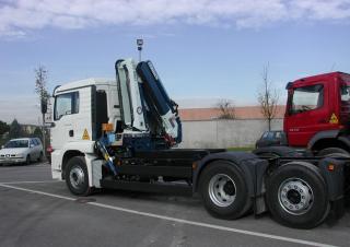 Hydraulické nakládací jeřáby Cormach 17900 S3