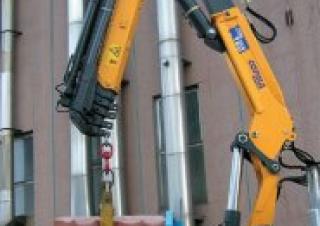 Hydraulické nakládací jeřáby COPMA 2000 210.6P