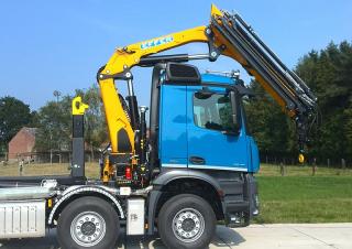 Hydraulické nakládací jeřáby Effer 215 5S