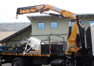 Hydraulické nakládací jeřáby Effer 220 3S
