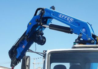 Hydraulické nakládací jeřáby Effer 255 2S