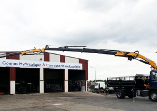 Hydraulické nakládací jeřáby Effer 255 3S
