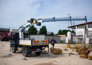 Hydraulické nakládací jeřáby Cormach 4000 E2