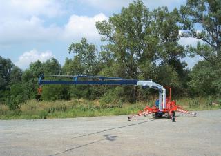 Hydraulické nakládací jeřáby Cormach 8700 E2