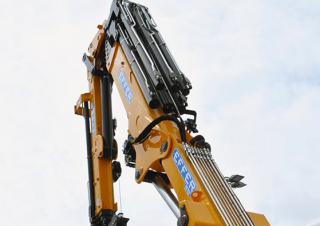 Hydraulické nakládací jeřáby Effer 95TLF 6S