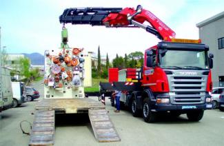 Hydraulické nakládací jeřáby Fassi F 1500 RA 2.28 he-dynamic