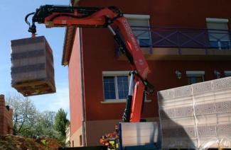Hydraulické nakládací jeřáby Fassi F 215 A 2.26 dynamic