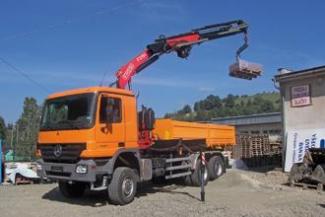 Hydraulické nakládací jeřáby Fassi F 215 AC 0.23 e-active