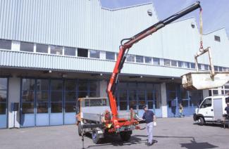 Hydraulické nakládací jeřáby Fassi F 38 A 0.23 active