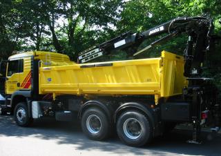 Hydraulické nakládací jeřáby MKG HLK 125 a1