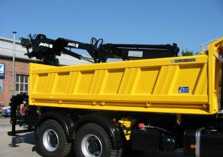Hydraulické nakládací jeřáby MKG HLK 125 a4
