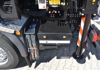 Hydraulické nakládací jeřáby MKG HLK 531 HP a2