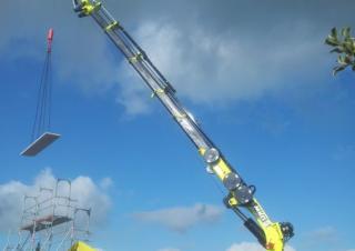 Hydraulické nakládací jeřáby MKG HLK 801 HP a5 