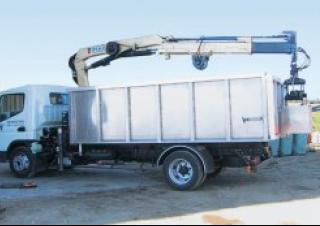 Hydraulické nakládací jeřáby Pesci SE 85L