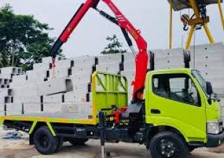 Hydraulické nakládací jeřáby Sany SPK 6500 A