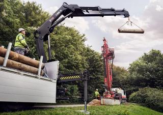 Hydraulické nakládací jeřáby Hiab X-HiDuo 158 ES-4