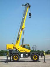 Jeřáby pro těžký terén Grove RT530E-2 