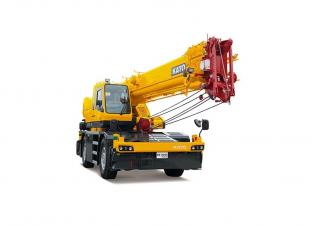 Jeřáby pro těžký terén Kato SR-300 R