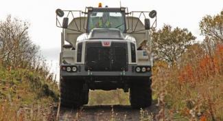 Kloubové dampry Terex TA 400