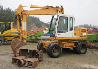 Kolová rypadla Liebherr A 900