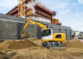 Kolová rypadla Liebherr A 916 Litronic