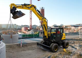 Kolová rypadla Yanmar B 110 PB