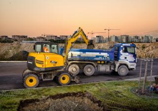 Kolová rypadla Yanmar B 75 2PB