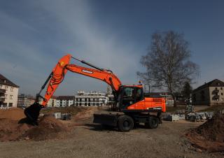 Kolová rypadla Doosan DX190W-3