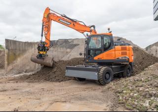 Kolová rypadla Doosan DX165WR-7