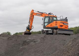 Kolová rypadla Doosan DX165WR-7