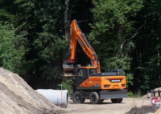Kolová rypadla Doosan DX190W-7