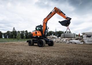 Kolová rypadla Doosan DX57W-7