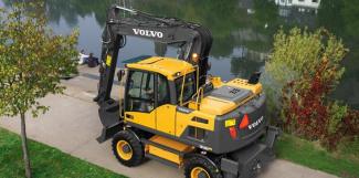 Kolová rypadla Volvo EW140D