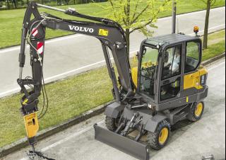 Kolová rypadla Volvo EW60E 