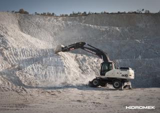 Kolová rypadla Hidromek HMK 200 W