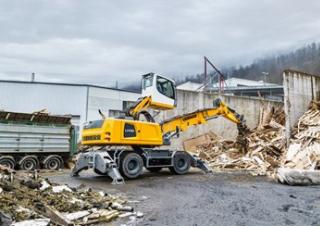 Manipulátory s materiálem Liebherr LH 35 M Industry Litronic