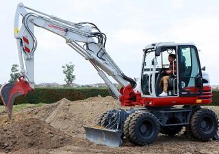 Kolová rypadla Takeuchi TB 295W